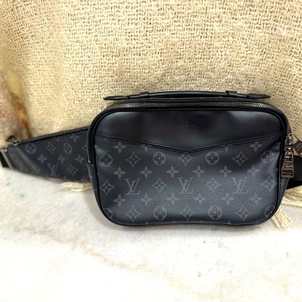 LOUIS VUITTON Monogram Eclipse
Explorer Bumbag - image 2